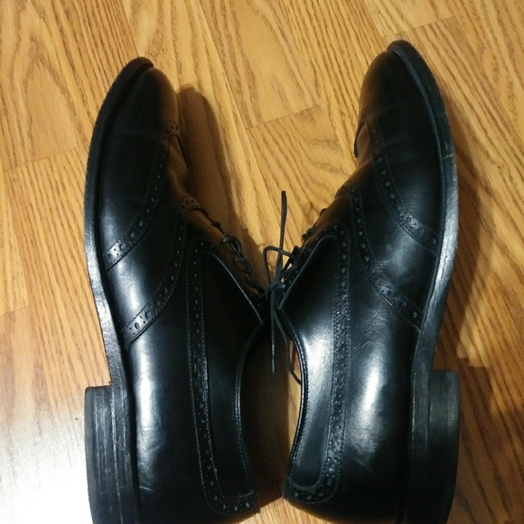 Allen Edmonds \